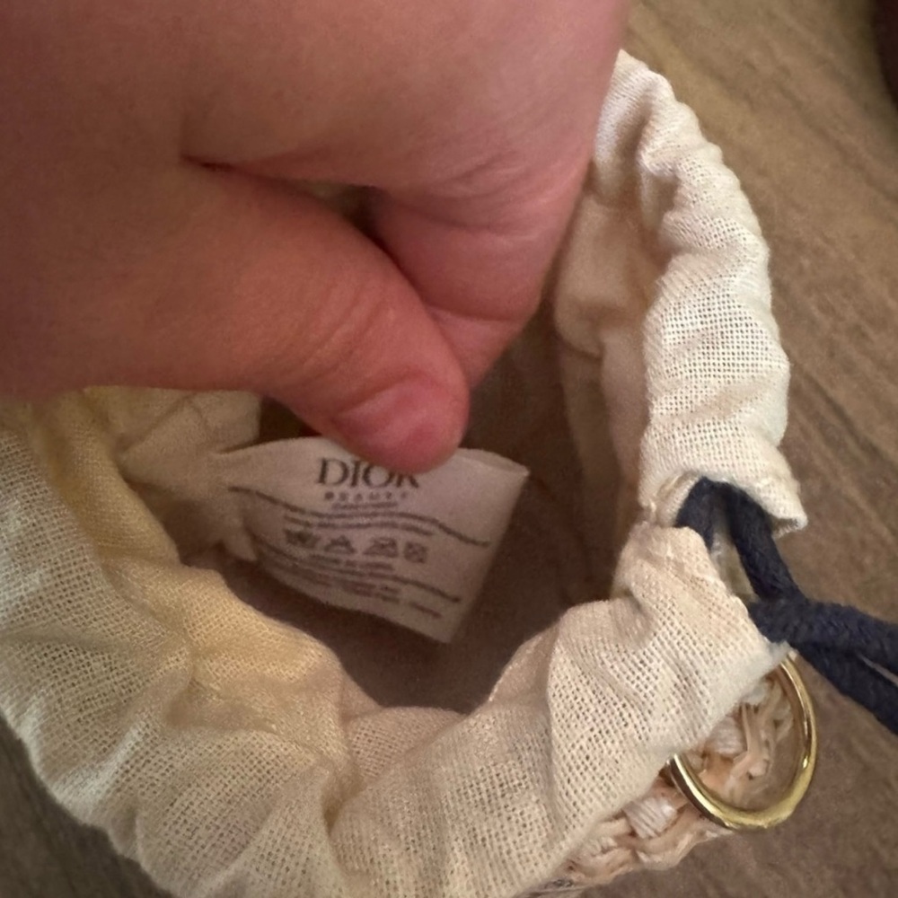 GWP Dior Cream and Navy Woven Mini VIP Bag
 (Box Not Included) - Picture 2 of 8